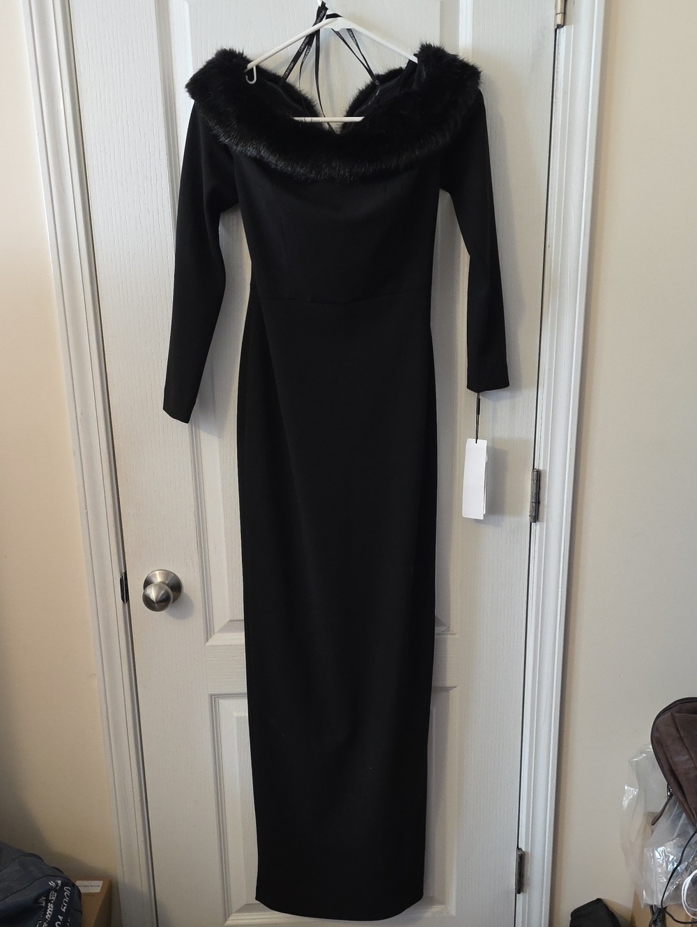 Calvin Klein Elegant Black Off-Shoulder Maxi Dress with Faux-Fur Trim